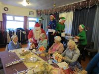 tn_Xmas lunch Dec 14_2014 12 18_9126